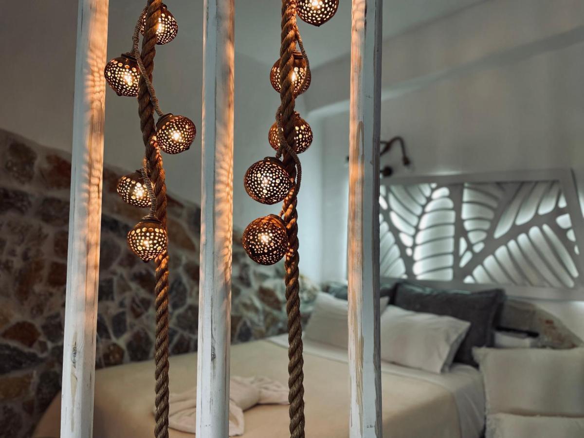 Atlazia Suites Алинда Екстериор снимка