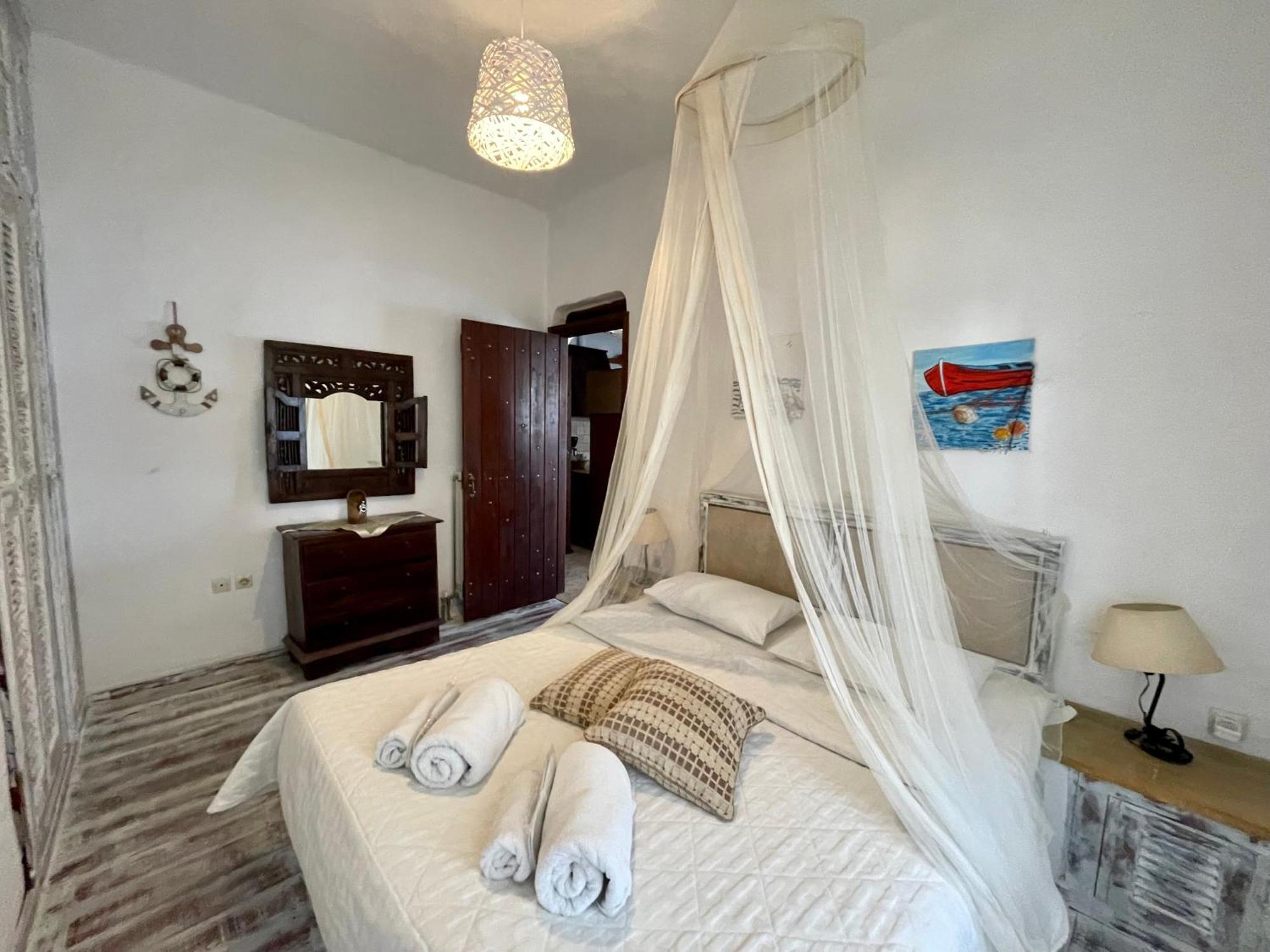 Atlazia Suites Алинда Екстериор снимка