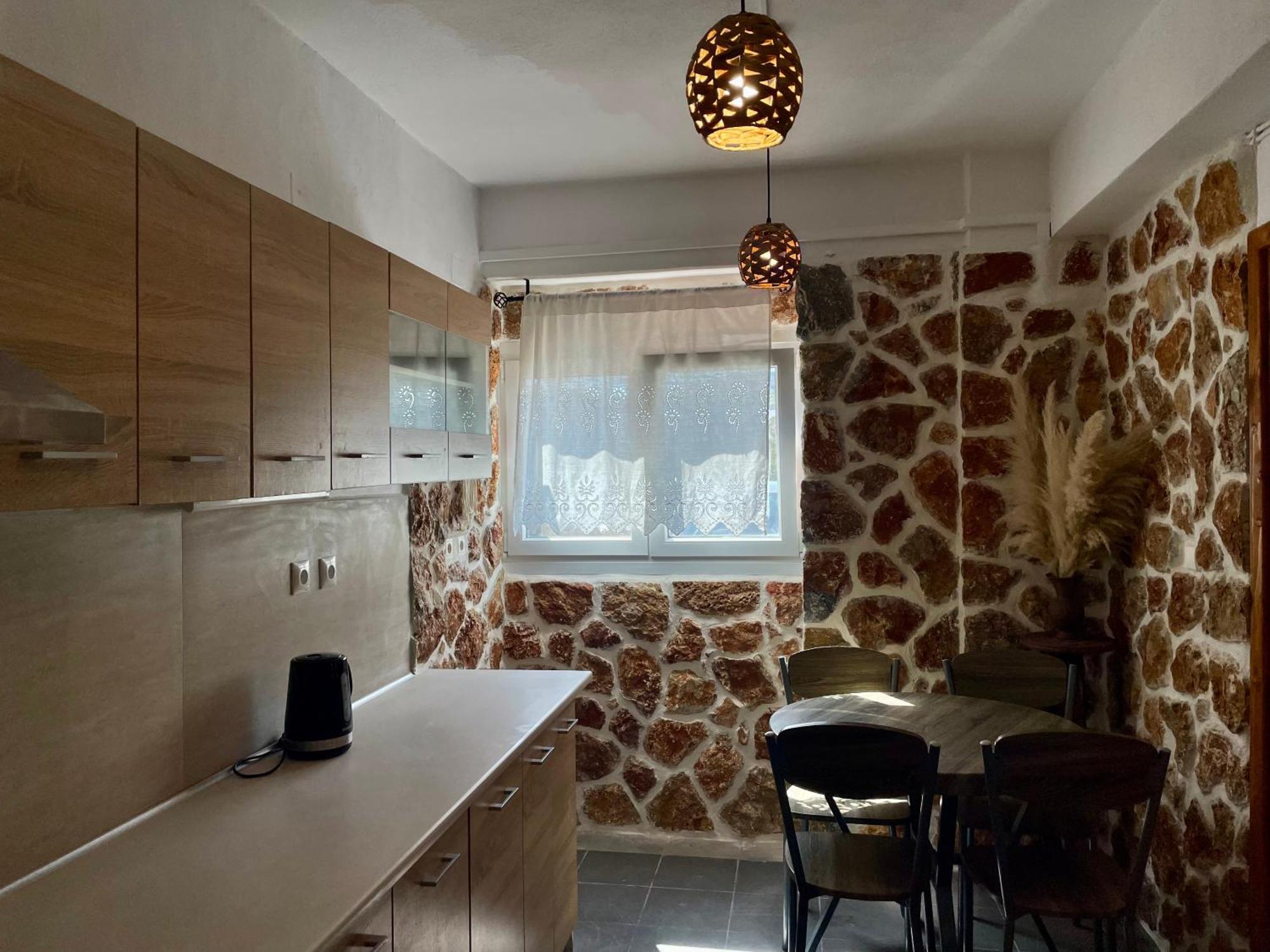Atlazia Suites Алинда Екстериор снимка